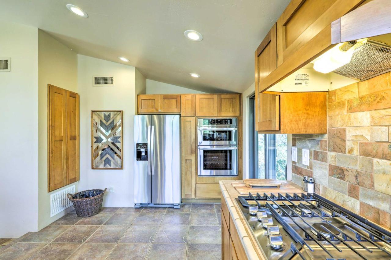 Bright Sedona Home With Deck And Mountain Views! Exterior foto